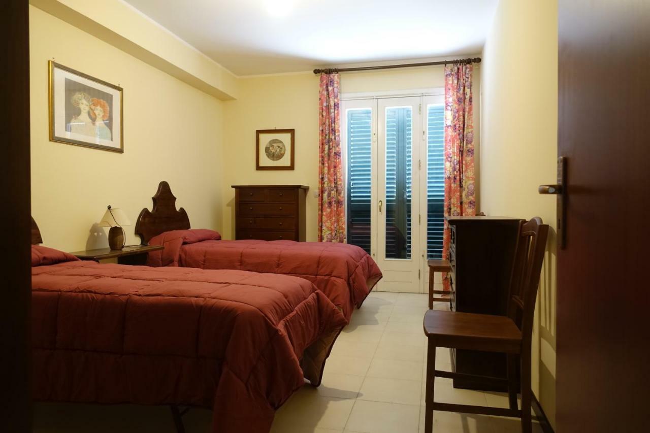 Villa Marianna Santa Venerina Eksteriør billede